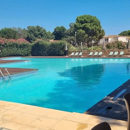 Fiori Di Cala Rossa: Beachfront Studio with Pool Access Lecci Exterior photo