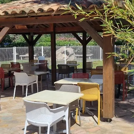 Fiori Di Cala Rossa: Beachfront Studio with Pool Access Lecci Exterior photo
