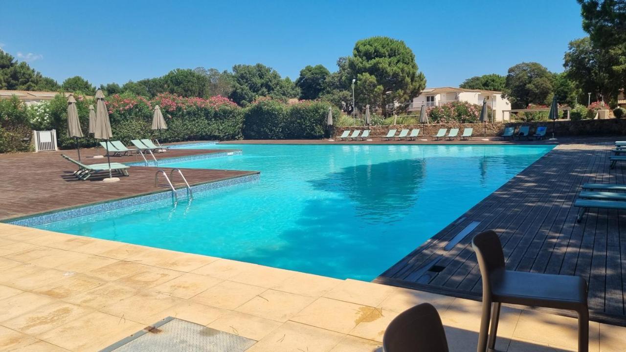 Fiori Di Cala Rossa: Beachfront With Pool Access *